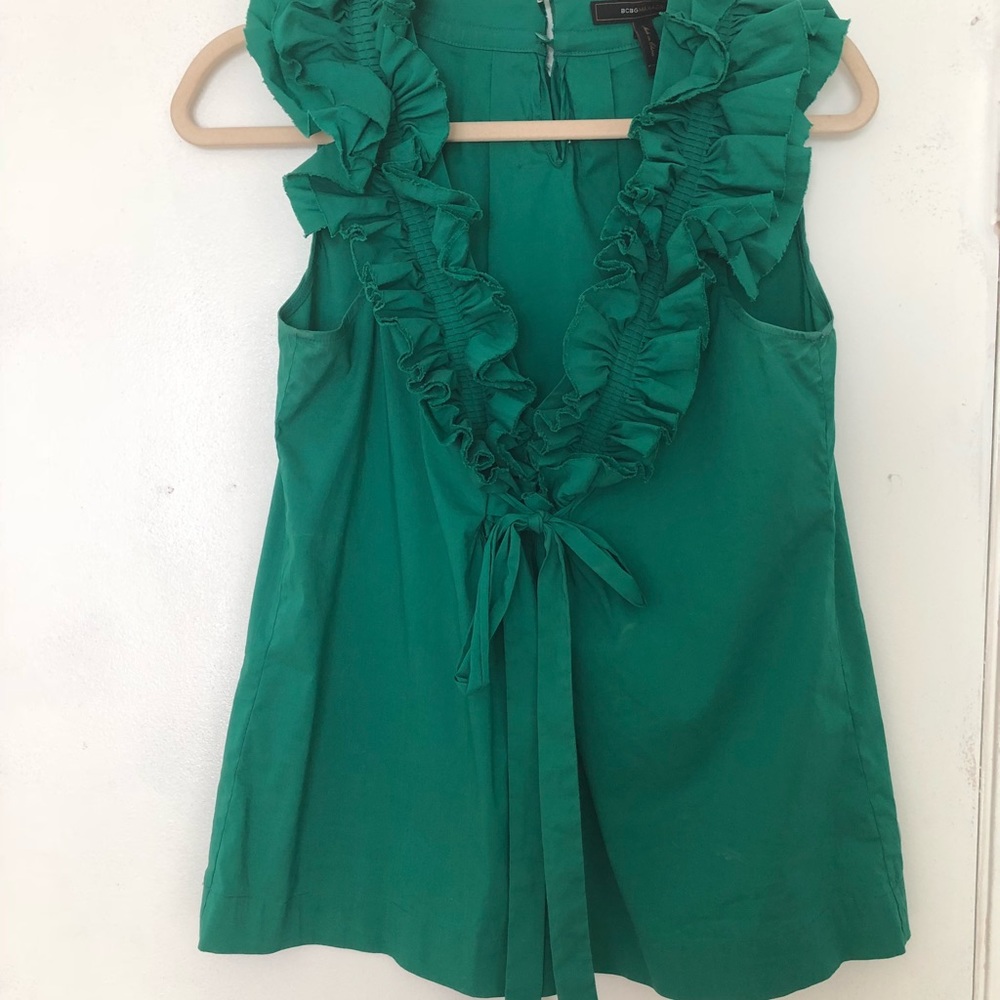 BCBG green top